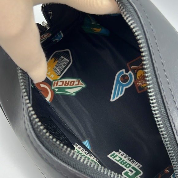 Coach Large Travel Kit Black - Picture 9 of 14